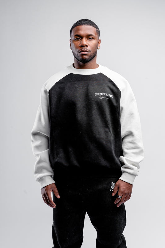 Dreams Raglan Sweater Black